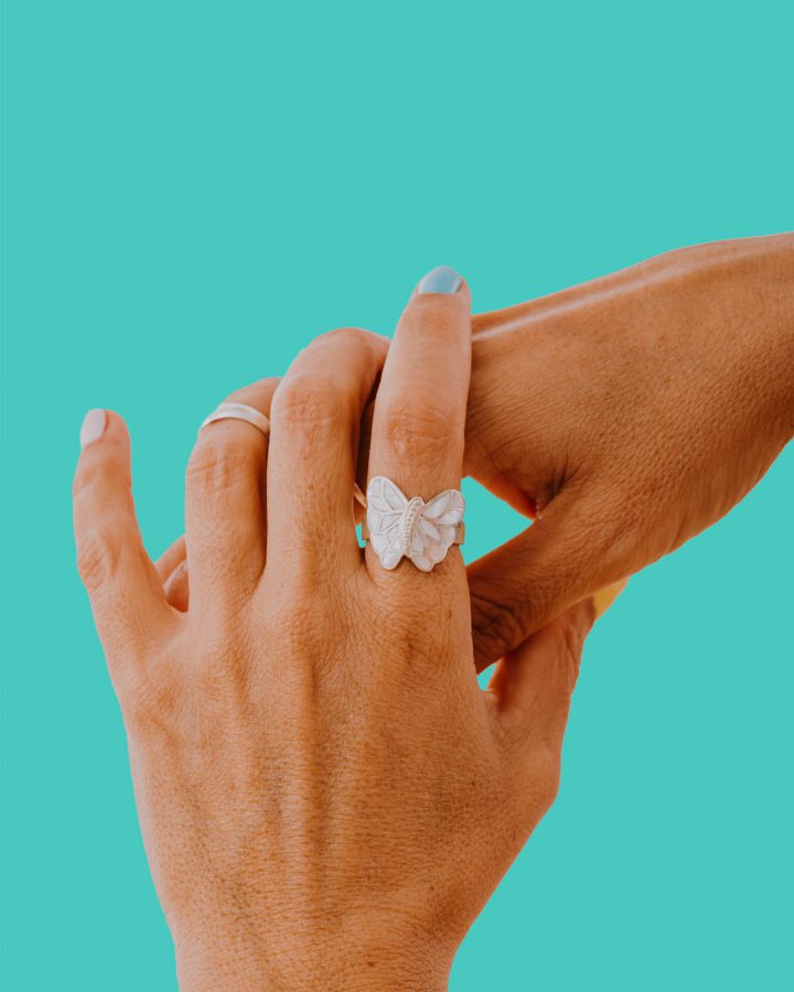 anillo mariposa nácar