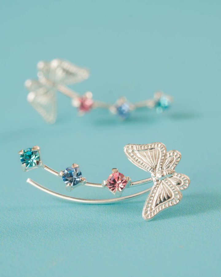 pendiente trepador en plata de ley mariposa brilli colores