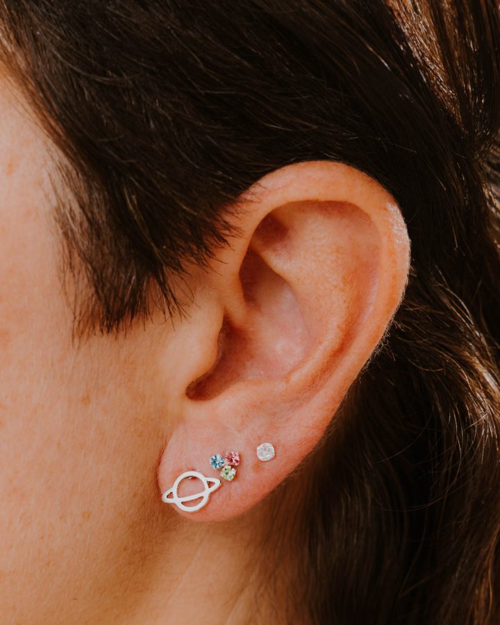 pendientes mini plata de ley saturno brilli