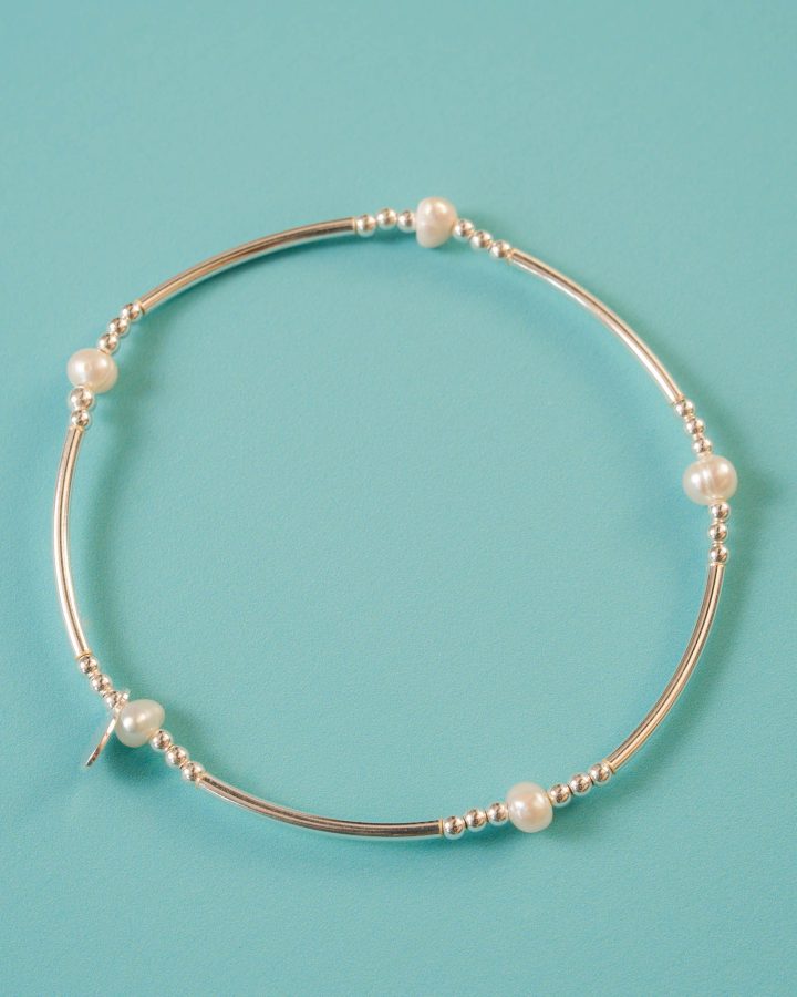 pulsera en plata de ley perla de rio y tubitos